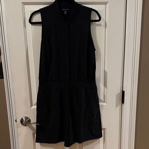 Athleta Sleeveless Black Brooklyn Utility Romper Size 10